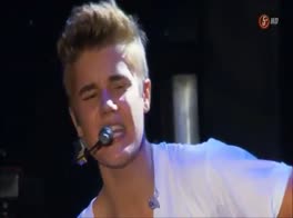 Justin Bieber NEVER LET YOU GO Acoustic 2012